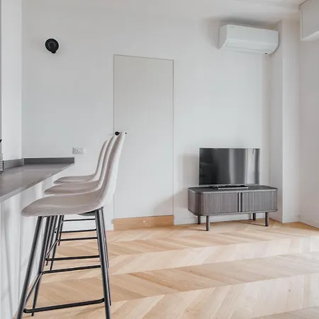 Joivy Modern Flats With Balconies By Loreto Metro And Corso Buenos Aires 아파트 *